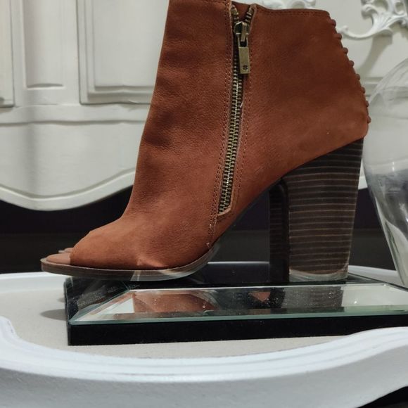 Lucky Brand Brown Ankle Booties - Picture 4 of 16